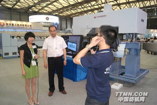 G:\2011上海紡機展圖片整理\紡機網文章\現場采訪剪影\DSC03911.jpg
